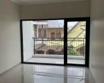 thumbnail-rumah-2-lantai-di-komplek-kopo-permai-bandung-4