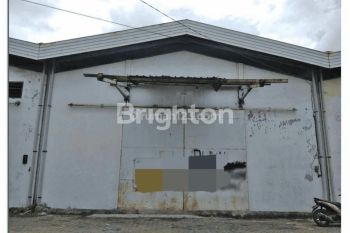 GUDANG MARGOMULYO SURABAYA BARAT SIAP PAKAI DEKAT PINTU TOL