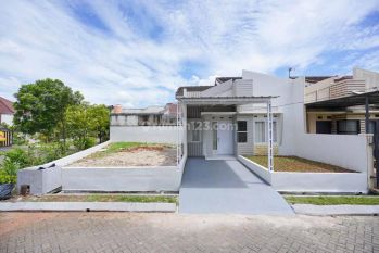 Dijual Rumah Siap Huni Dekat Tol Dan Mall Di Permata Cibubur J15095