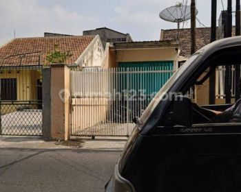 Rumah atau Tanah di Jetis Kulon Belakang Royal Plaza Mall Surabaya