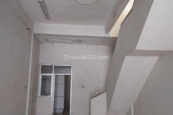 Dijual Ruko 2 lantai Strategis di Candrabaga Pondok Ungu Permai Bekasi