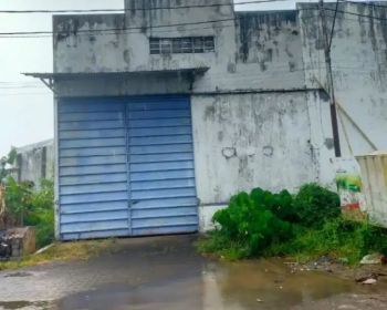 Gudang 240m2 di maumbi disewakan