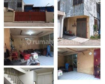 Gudang Ex Pabrik Daur Ulang Plastik di Kamal Lama, Jakarta Utara