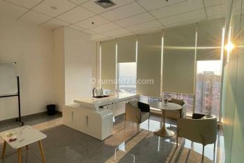 Gedung perkantoran Gold Coast PIK di lokasi strategis