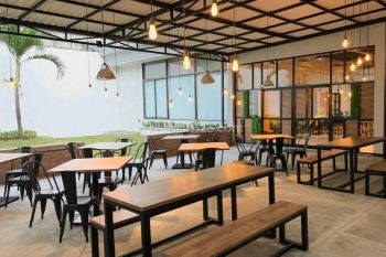 Dijual Ruang Usaha Ex Resto Jalan Kapuas Surabaya SHM Strategis
