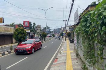 Tanah Strategis di Tepi Jalan Kartini Depok 2 Menit Stasiun Depok