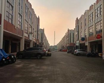 DISEWA RUKO DI CIBINONG CITY CENTER (SEBRANG CCM MALL), BOGOR (BO31)