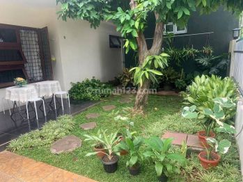 Rumah Hoek Lt 533 SHM di Cempaka Putih, Jakarta Pusat