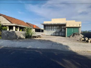 Gudang Baru Murah Siap Huni Area Sleman Timur Dekat Candi Prambanan