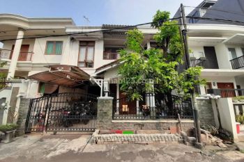 Frans Cen jual Bu rumah di Taman Aries.murah Banget