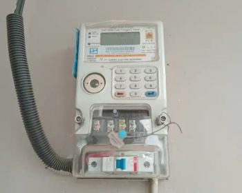 Rent Rumah: dikontrakkan tahunan