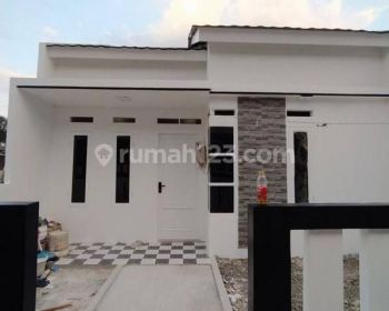Jual Rumah Modern Strategis Dekat Stasiun Krl