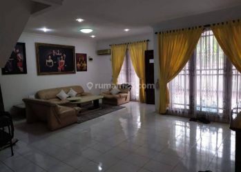 Di jual rumah muara karang blok 8 belakang 10x20 tusa tapi pintu masuk sdh di