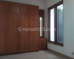 thumbnail-disewakan-rumah-2-lantai-3-kamar-tidur-area-pondok-indah-dekat-pim-2-10