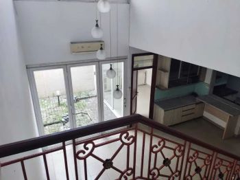 DIJUAL RUMAH 2 LANTAI ( KELAPA GADING ) LUAS 198m2 COCOK UNTUK USAHA