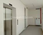 thumbnail-apartemen-mewah-semi-furnish-penthouse-di-saumata-suite-alam-sutera-tangerang-13