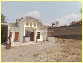 Dalam Perumhan, 200 Meter Dari Pasar Godean Jogja