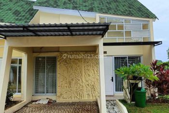 Rumah desain Bali siap huni suasana asri di Pemda Cibinong