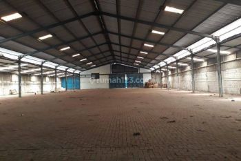 Gudang bagus siap pakai di Margomulyo Indah