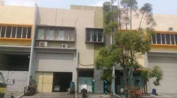 Gudang Era Prima (Ukuran 9x33 m2)