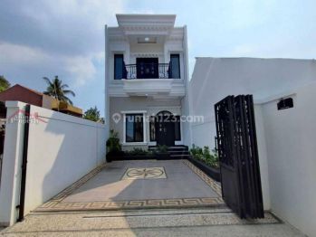 Rumah Siap Huni Modern Clasic Tanah Besar Free Kitchen Set di Beji Depok