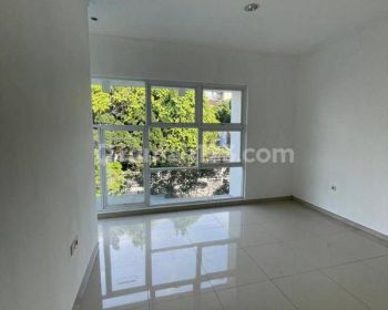 Rumah Baru Dijual Minimalis Design Modern di Setra Sari, Bandung