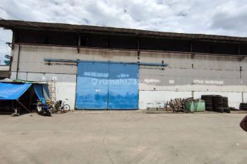 Gudang Bagus di Cakung Jakarta Timur Dekat Tol Luas 1200 Masuk Kontainer