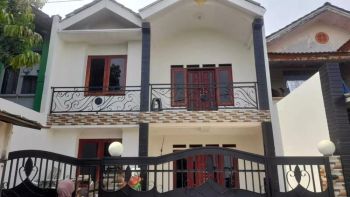 Disewakan rumah dgn 3 kamar tidur cuma 33 juta pertahun