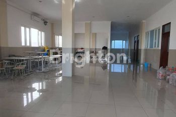 RUKO RAYA MERR DR IR H SOEKARNO SURABAYA TIMUR SIAP PAKAI LOKASI STRATEGIS