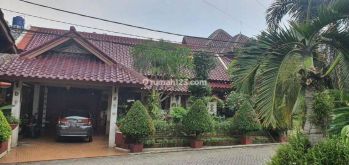 Rumah di Wr Supratman Ciputat Pondok Ranji Tangerang Selatan