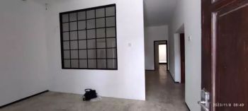 Di jual cepat rumah di pinggir jalan raya duren tiga Mampang Prapatan