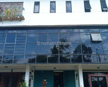 Ruko di Setrasari Mall Cocok Untuk Kantor Jual Cepat Lelang