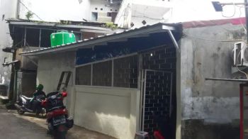 Kost an AC wifi free Salemba jalur busway murah