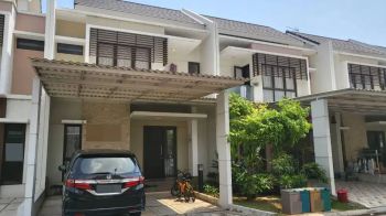 Rumah Cluster Minimalis di Cluster Burgundy Sumamrecon Bekasi