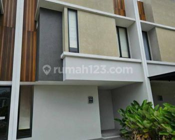 Dijual Rumah Minimalis Modern Siap Huni Didalam Cluster , Bintaro