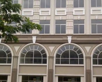 Disewa ruko green lake city hadap dalam