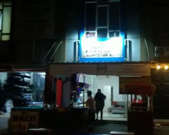 Disewakan lahan teras depan ruko Grand Batavia Blok F/19