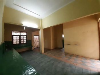 DISEWAKAN RUMAH DI MEDAN POLONIA COCOK U/ KANTOR, SPA, KLINIK DLL