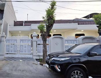 Rumah Dharmahusada Indah Utara Siap Huni • Semi Furnished • Garasi 2 • Carport 1