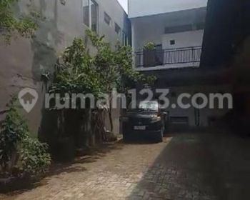 Dijual /Disewakan Rumah Kost Kost san Siap Pakai di Simohilir