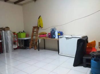 Disewakan rumah siap huni dan bisa untuk tempat usaha