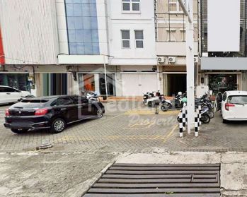 Ruko di daerah Gajah , Semarang ( Ve 5479 )