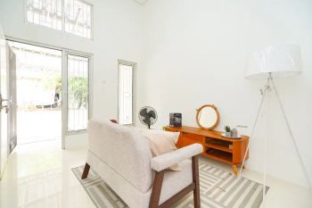 Rumah Siap KPR 10 Menit ke Gerbang Tol BSD Barat 1 Harga Nego J-16114