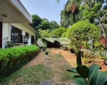 5 Bedroom Rumah Terawat Lokasi Prime Area Menteng, Jakarta Pusat