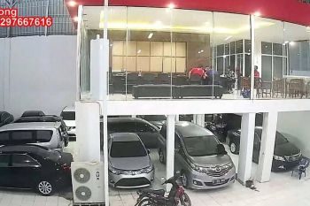 Dijual Kantor Showroom Plus Gudang Dan Tanah, Cengkareng, Jakbar