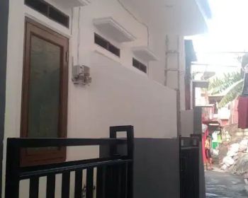 Di kontrakan rumah 1 petak kamar mandi didalam, ada westafel bs masak
