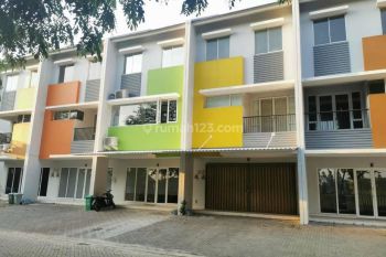 Frans Cen jual Bu ruko di Casajardin.di Dlm Komplek.murah