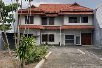Gedung Cocok Untuk Kantor Usaha Dekat Babarsari Sleman Jogja