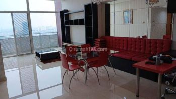 Sewa Furnish Apartemen Summit sebelah Mall Kelapa Gading