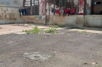 Dijual Murah Bawah Njop Bangunan Hitung Tanah di Mainroad Banceuy